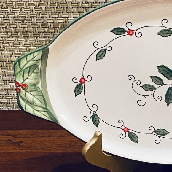 🎄NWOT Temptations Cardinal Holiday Serving Dish - Picture 2 of 6